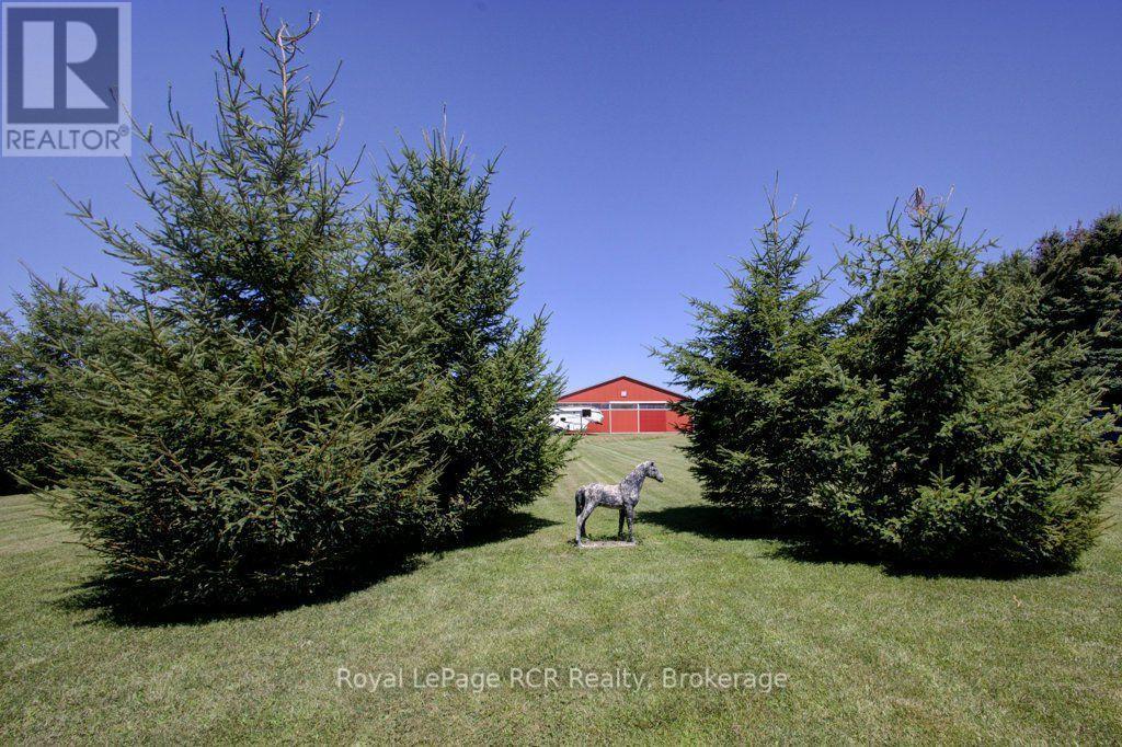 












7195 SIXTEENTH LINE

,
Mapleton,







Ontario
N0G1A0

