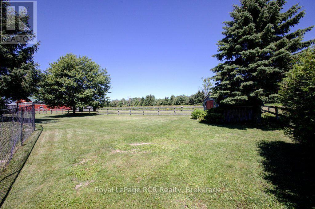 












7195 SIXTEENTH LINE

,
Mapleton,







Ontario
N0G1A0

