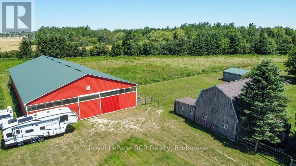 












7195 SIXTEENTH LINE

,
Mapleton,







Ontario
N0G1A0

