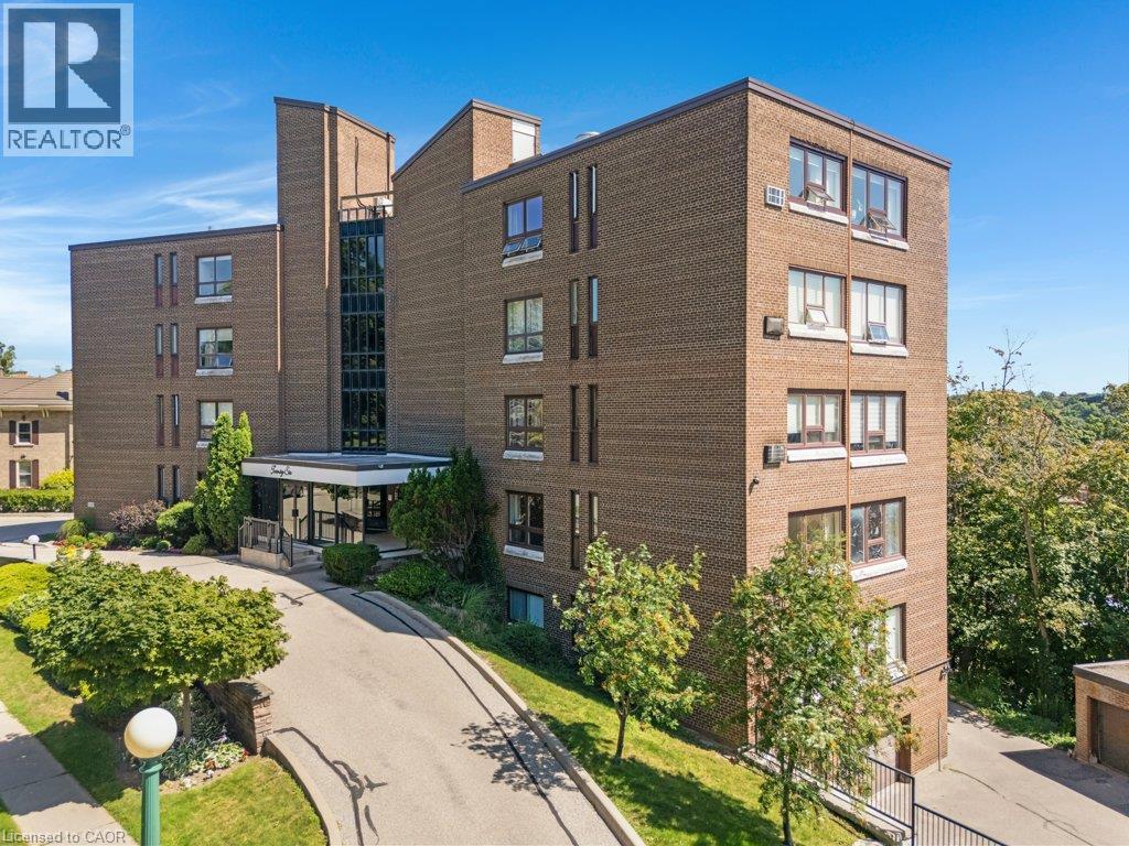 












26 WENTWORTH Avenue Unit# 2 S

,
Cambridge,




Ontario
N1S1G6

