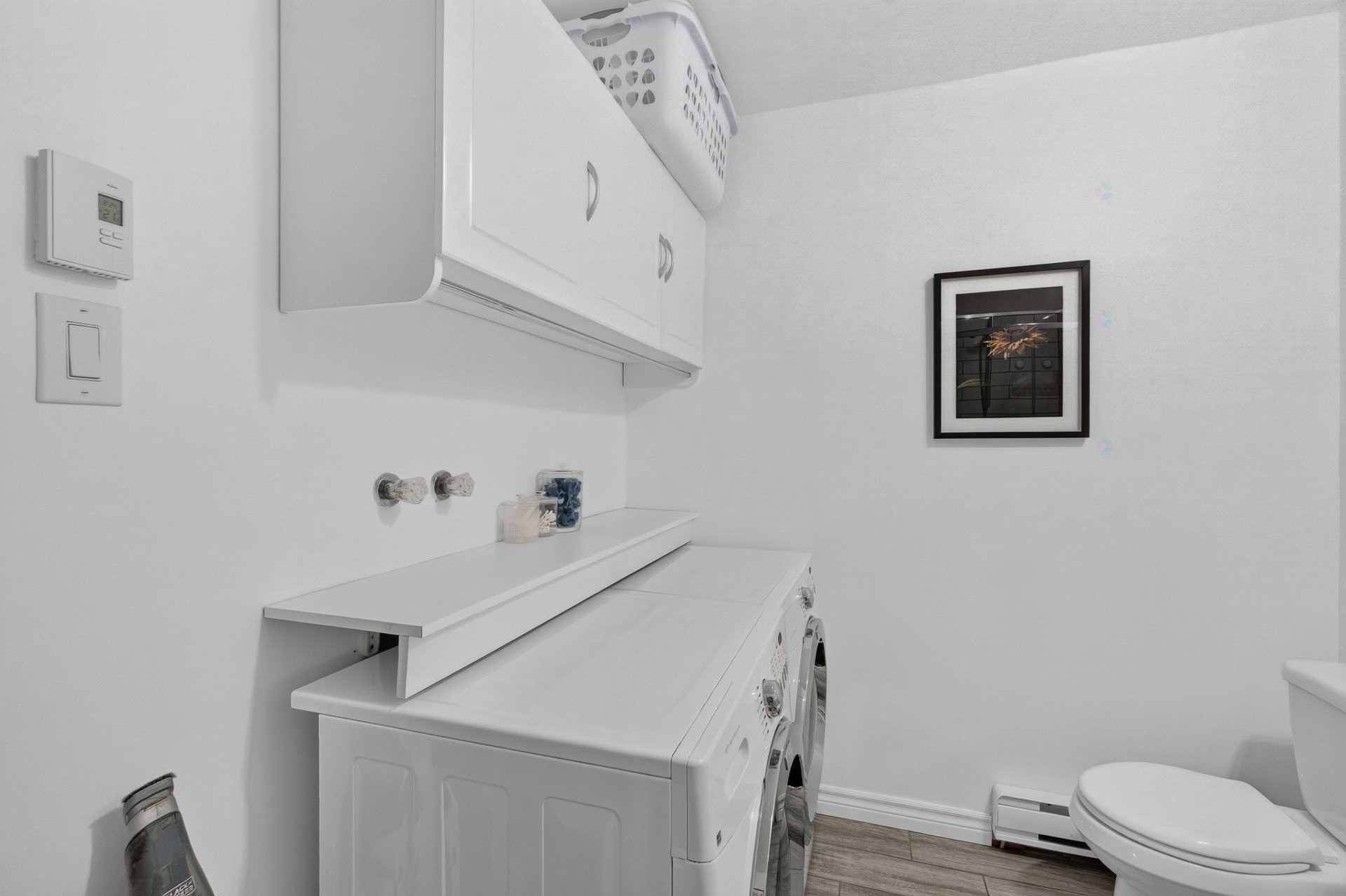 









621


Rue des Hirondelles

,
Granby,




QC
J2H1V1

