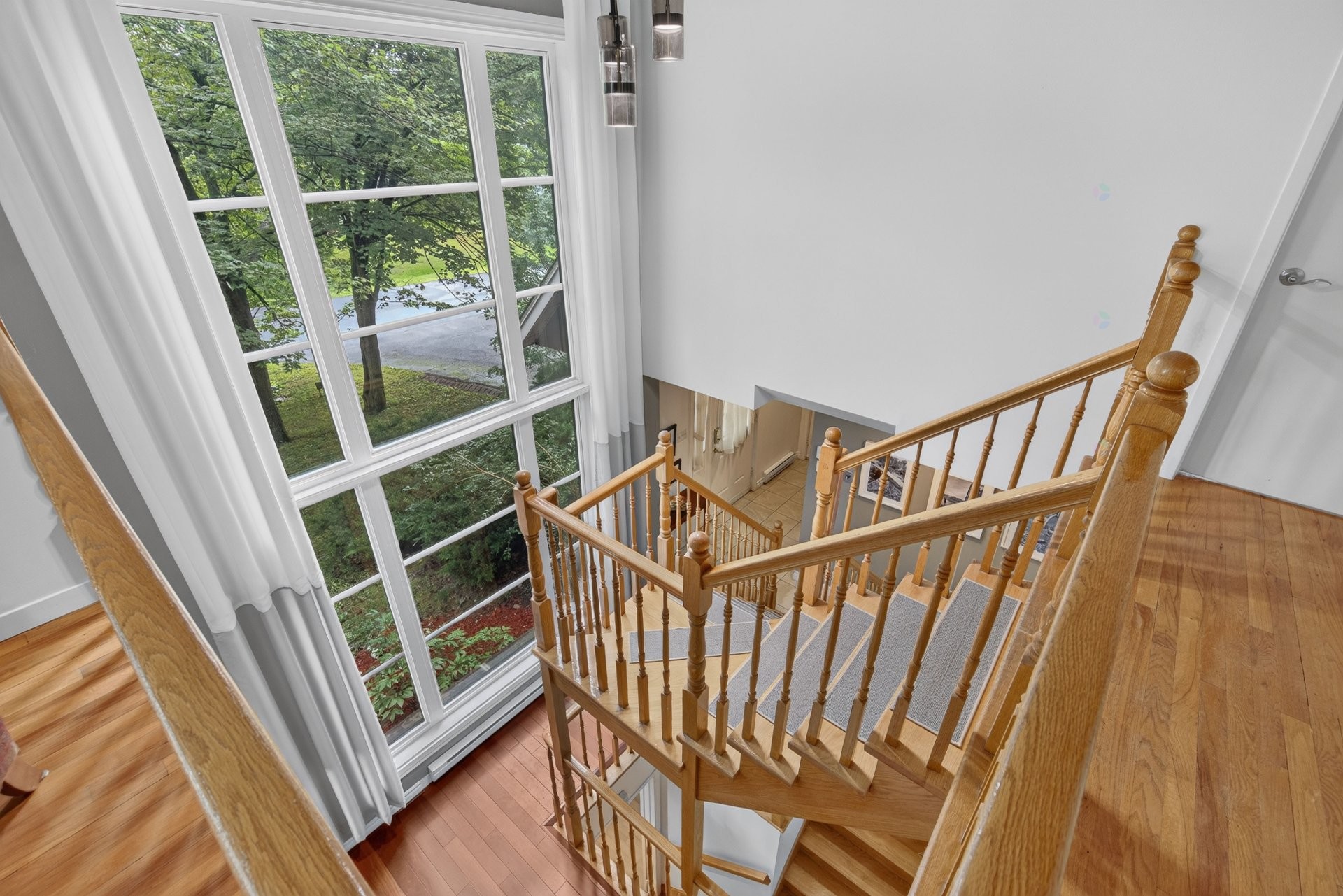 









621


Rue des Hirondelles

,
Granby,




QC
J2H1V1

