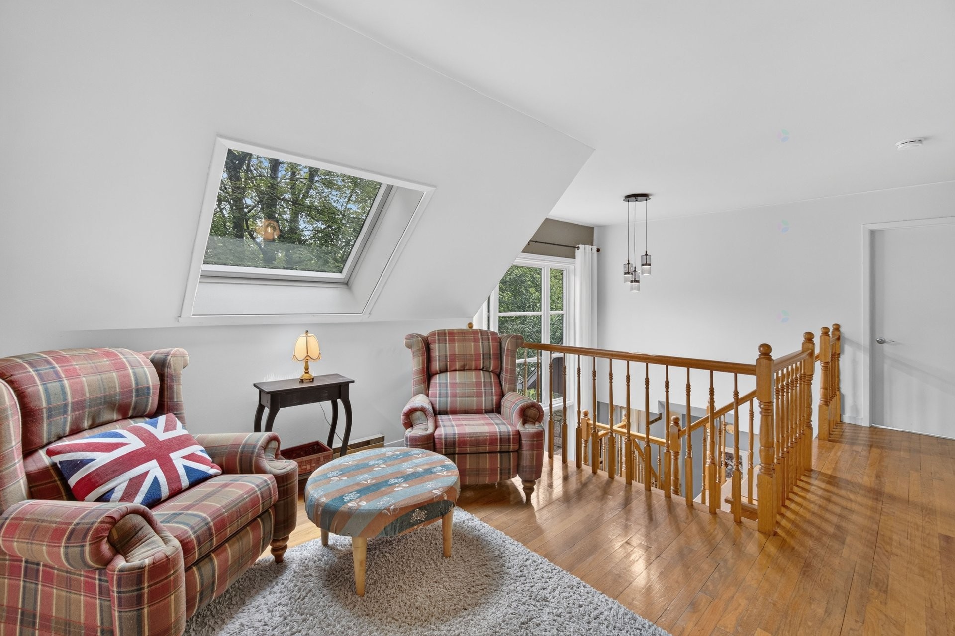 









621


Rue des Hirondelles

,
Granby,




QC
J2H1V1

