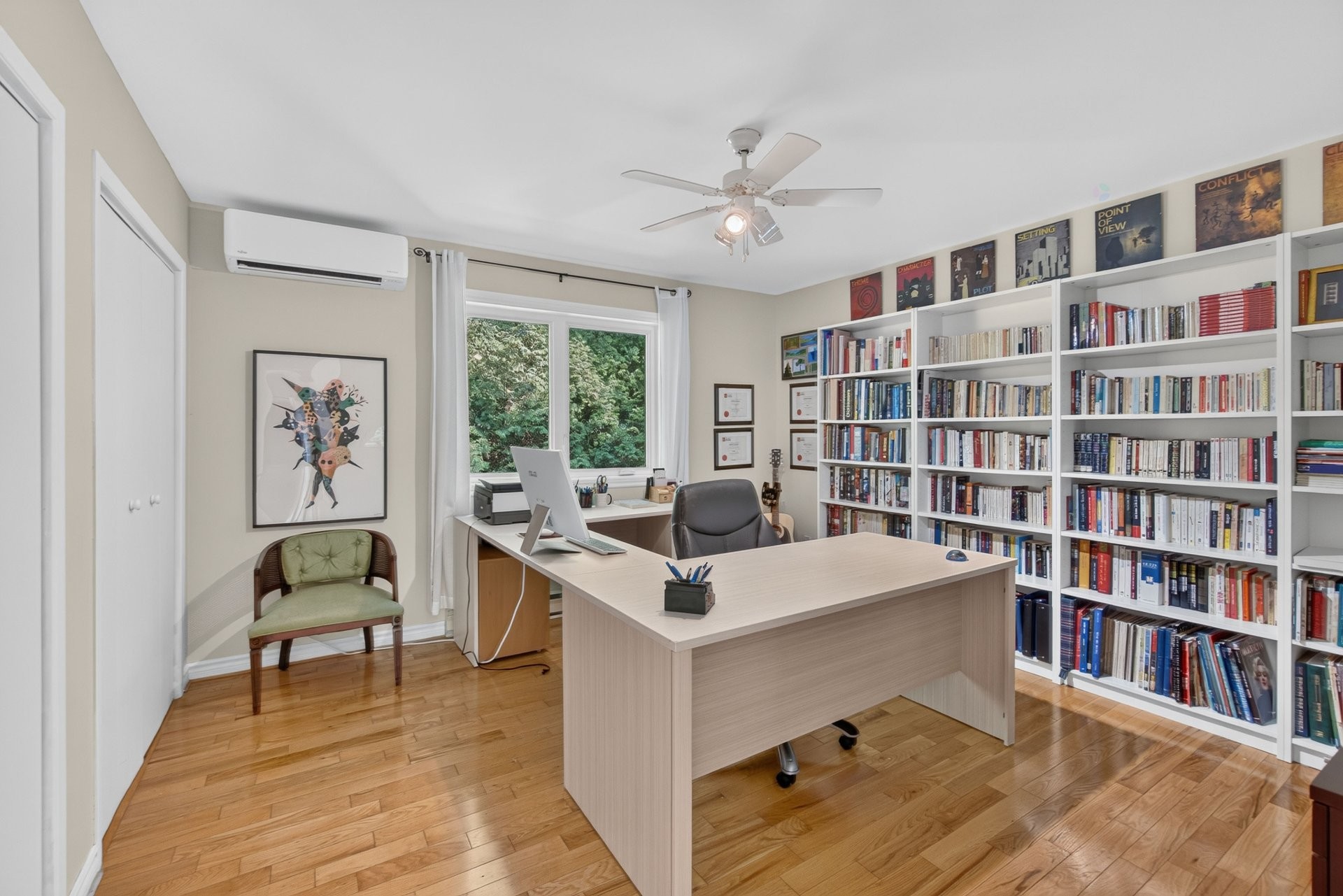









621


Rue des Hirondelles

,
Granby,




QC
J2H1V1

