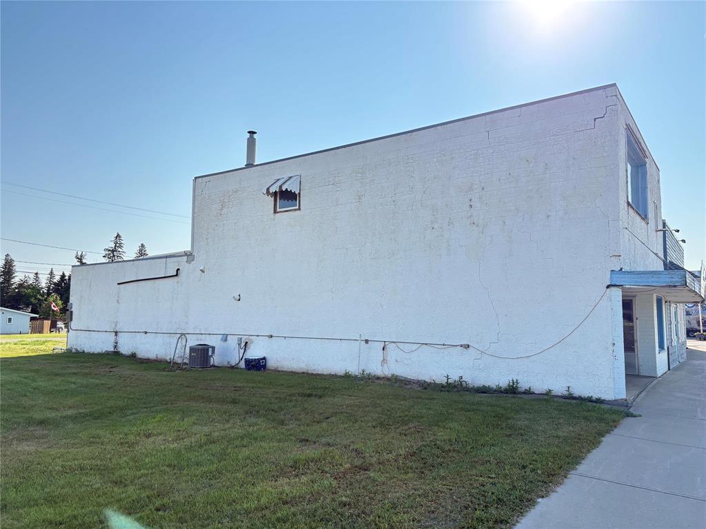












15 Maple Avenue E

,
Hamiota,




Manitoba
R0M0T0

