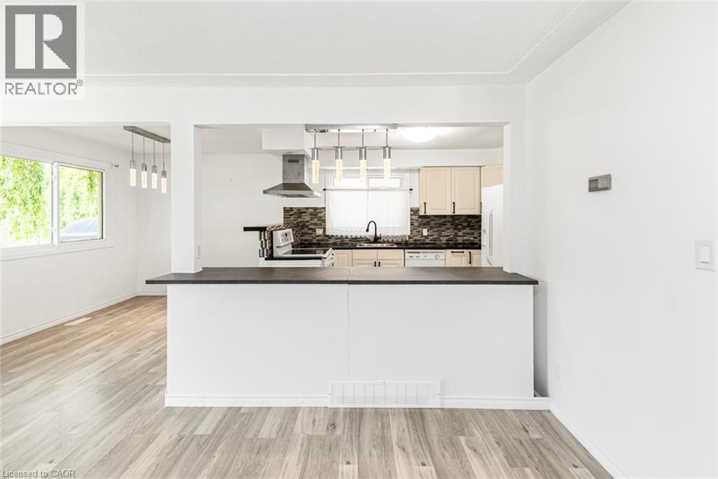 












100 MOUNTAIN Avenue N

,
Hamilton,




Ontario
L8G3P7

