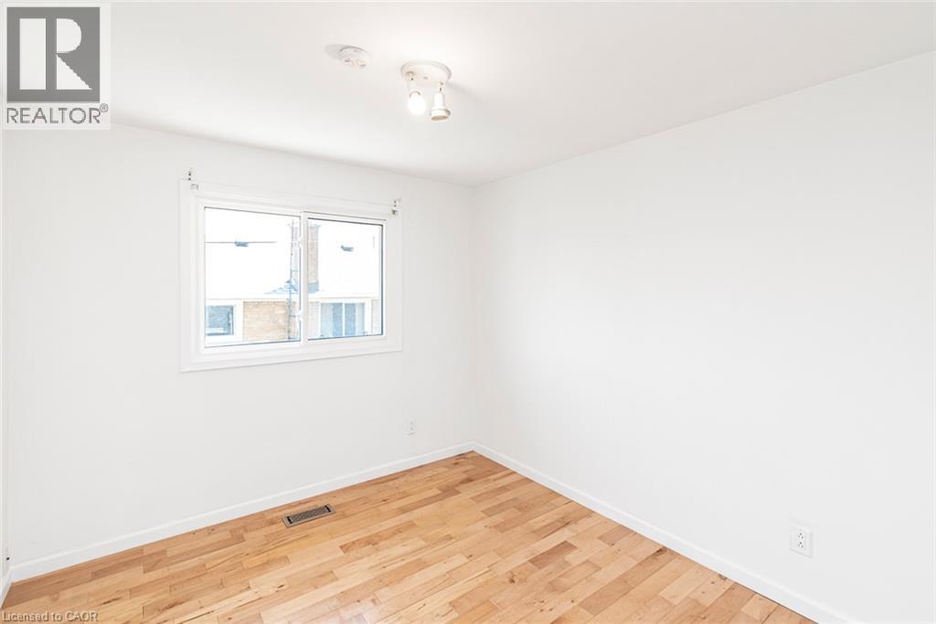 












100 MOUNTAIN Avenue N

,
Hamilton,




Ontario
L8G3P7

