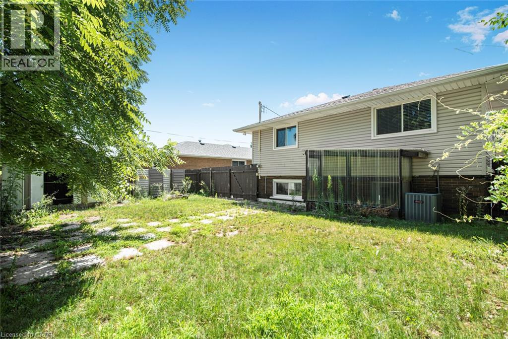 












100 MOUNTAIN Avenue N

,
Hamilton,




Ontario
L8G3P7

