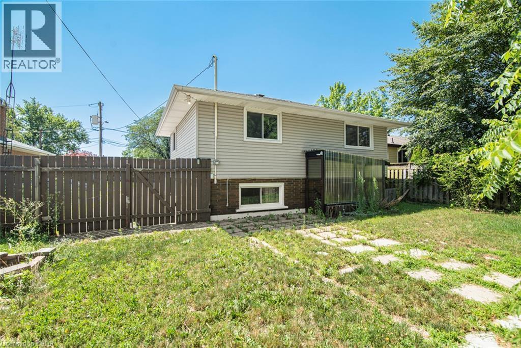 












100 MOUNTAIN Avenue N

,
Hamilton,




Ontario
L8G3P7

