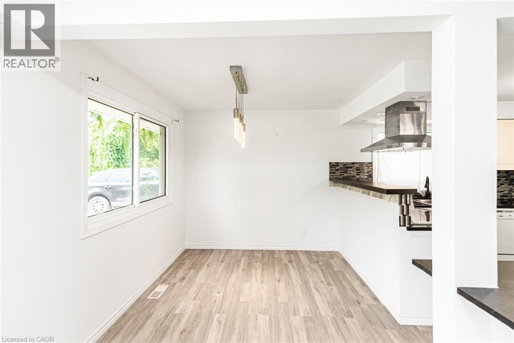 












100 MOUNTAIN Avenue N

,
Hamilton,




Ontario
L8G3P7

