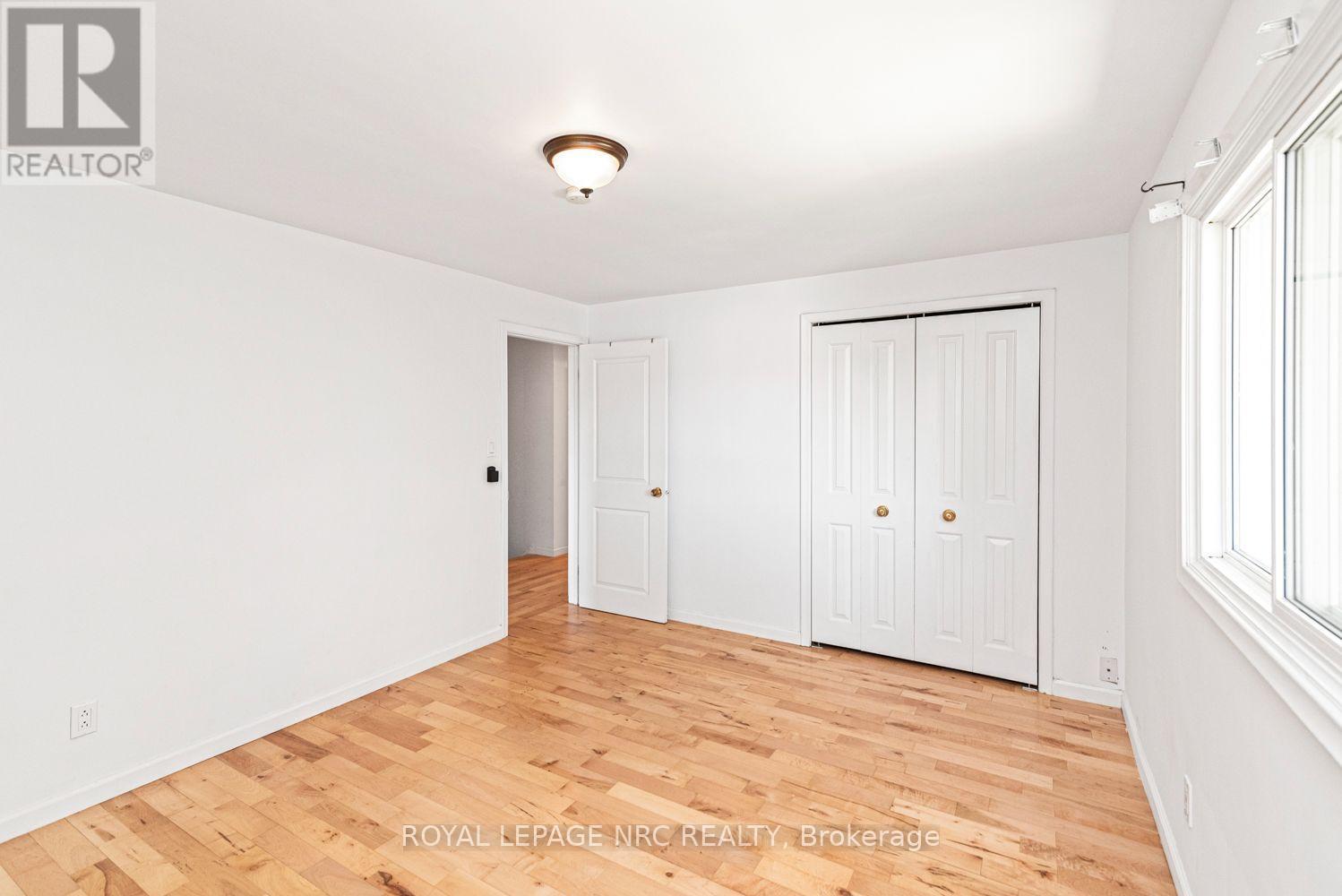












100 MOUNTAIN AVENUE N

,
Hamilton (Stoney Creek),




Ontario
L8G3P7

