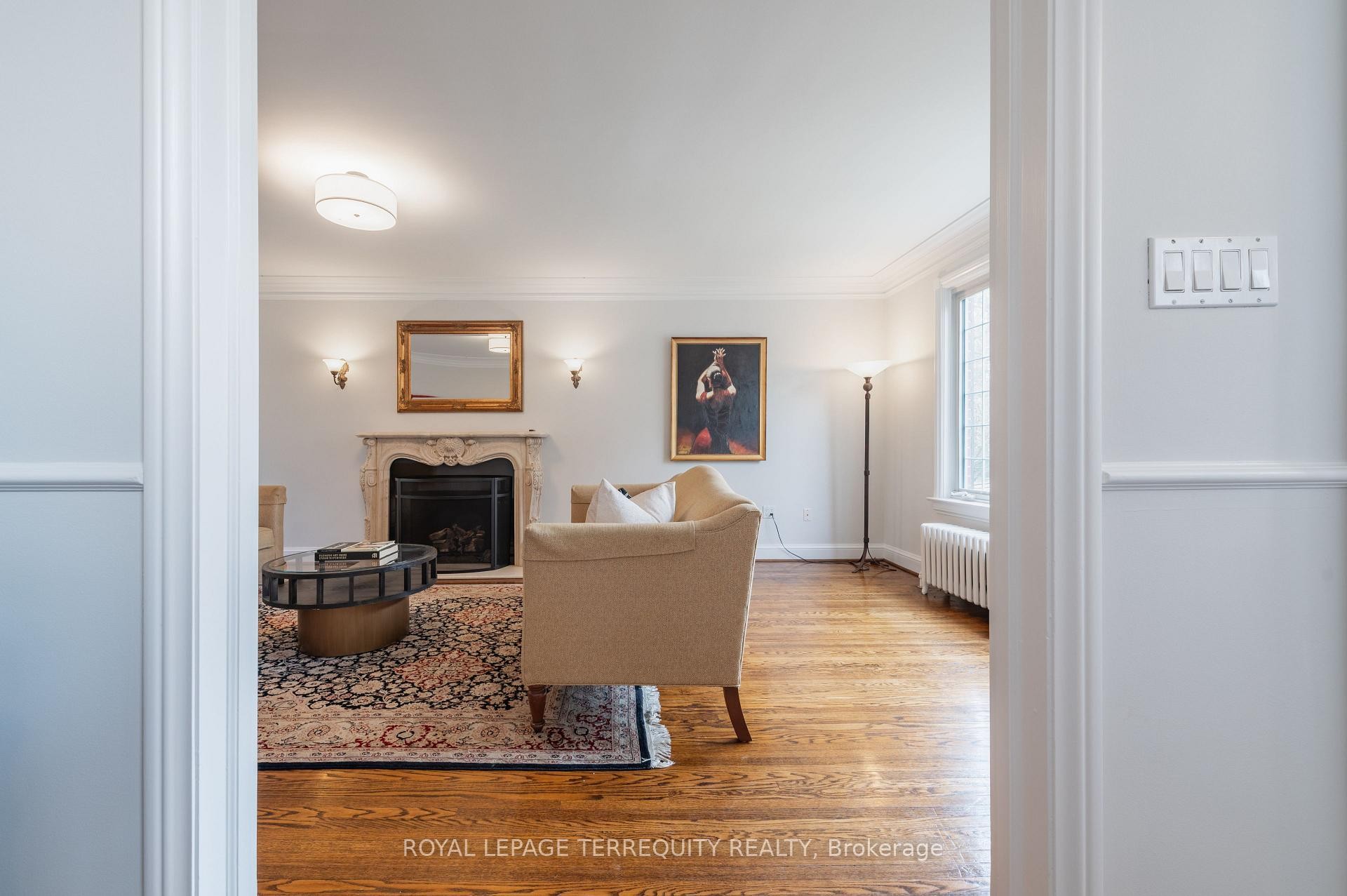 









223


Riverside

Drive,
Toronto,




ON
M6S 4A8

