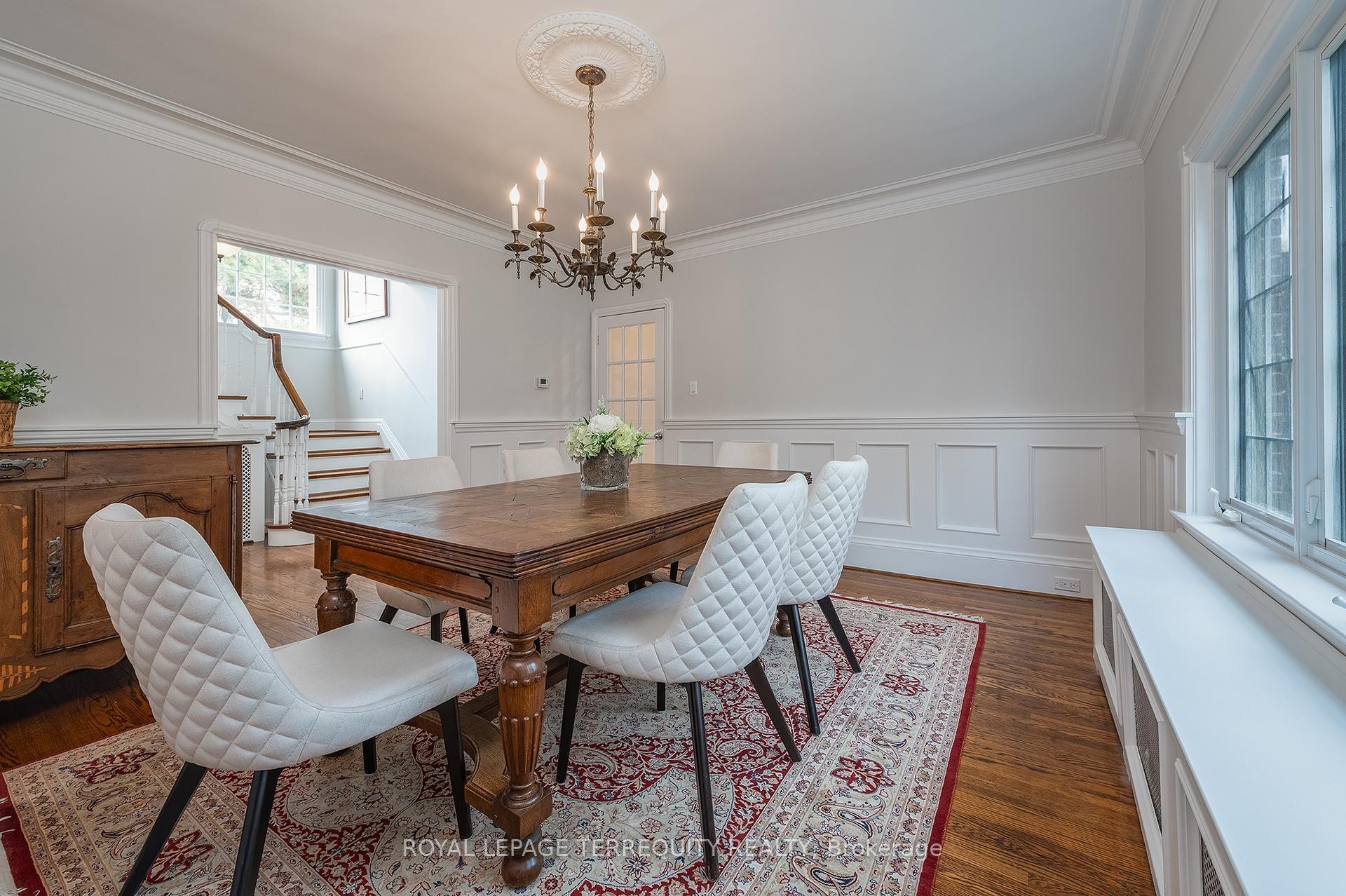 









223


Riverside

Drive,
Toronto,




ON
M6S 4A8

