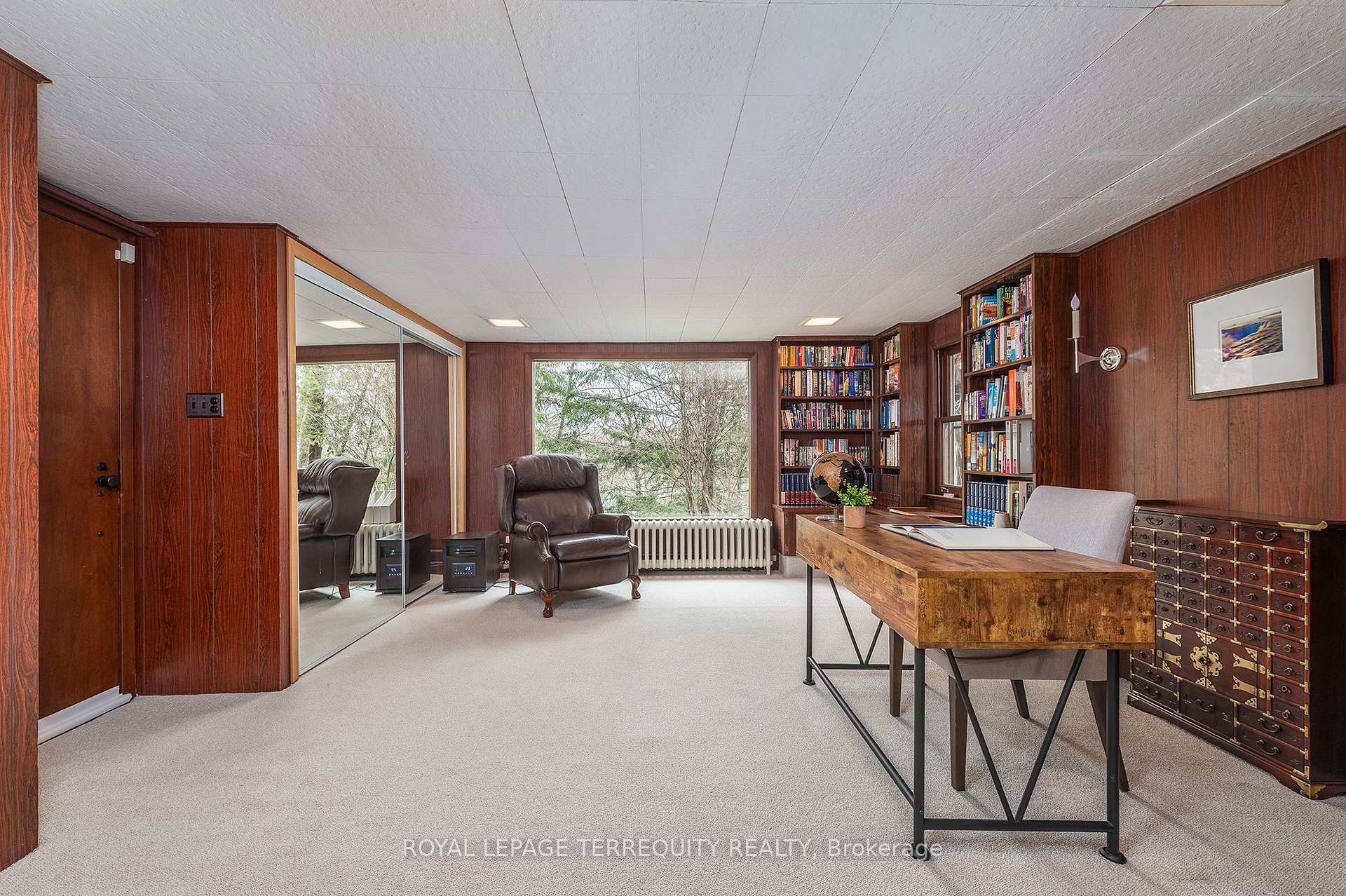 









223


Riverside

Drive,
Toronto,




ON
M6S 4A8

