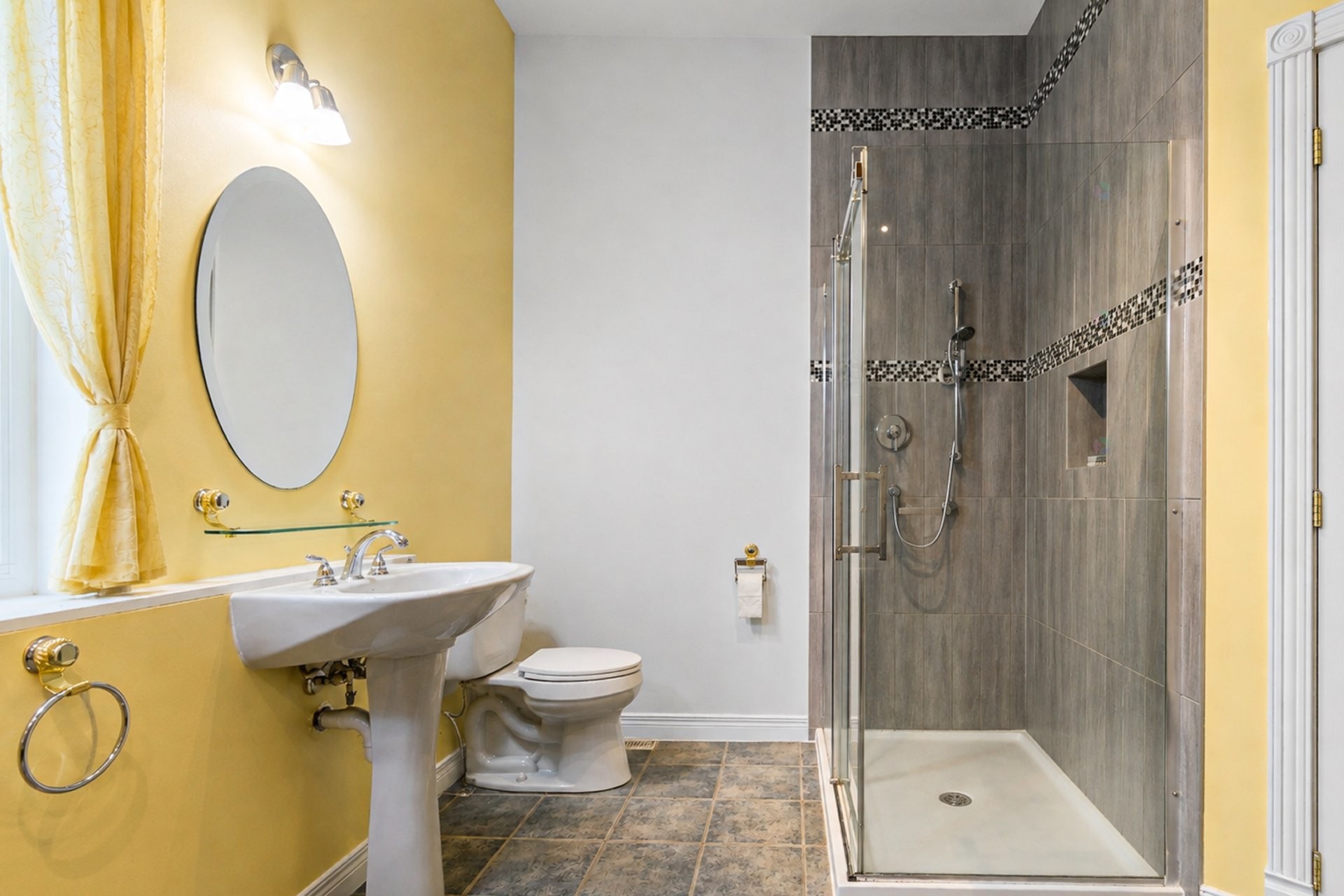 









1255


Rue des Pionniers

,
Saint-André-d'Argenteuil,




QC
J0V1X0

