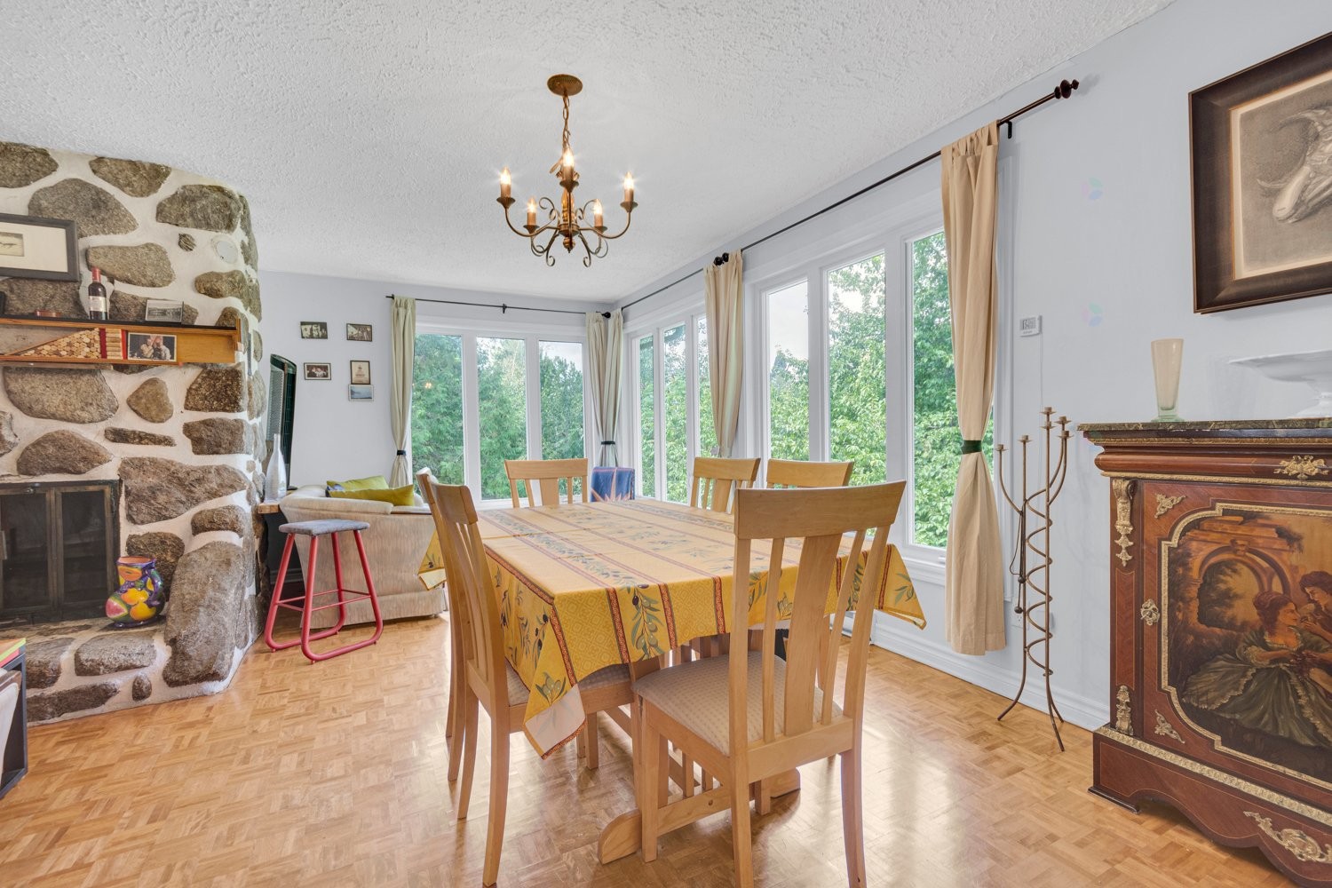 









1018


Ch. des Nations

,
Sainte-Anne-des-Lacs,




QC
J0R1B0

