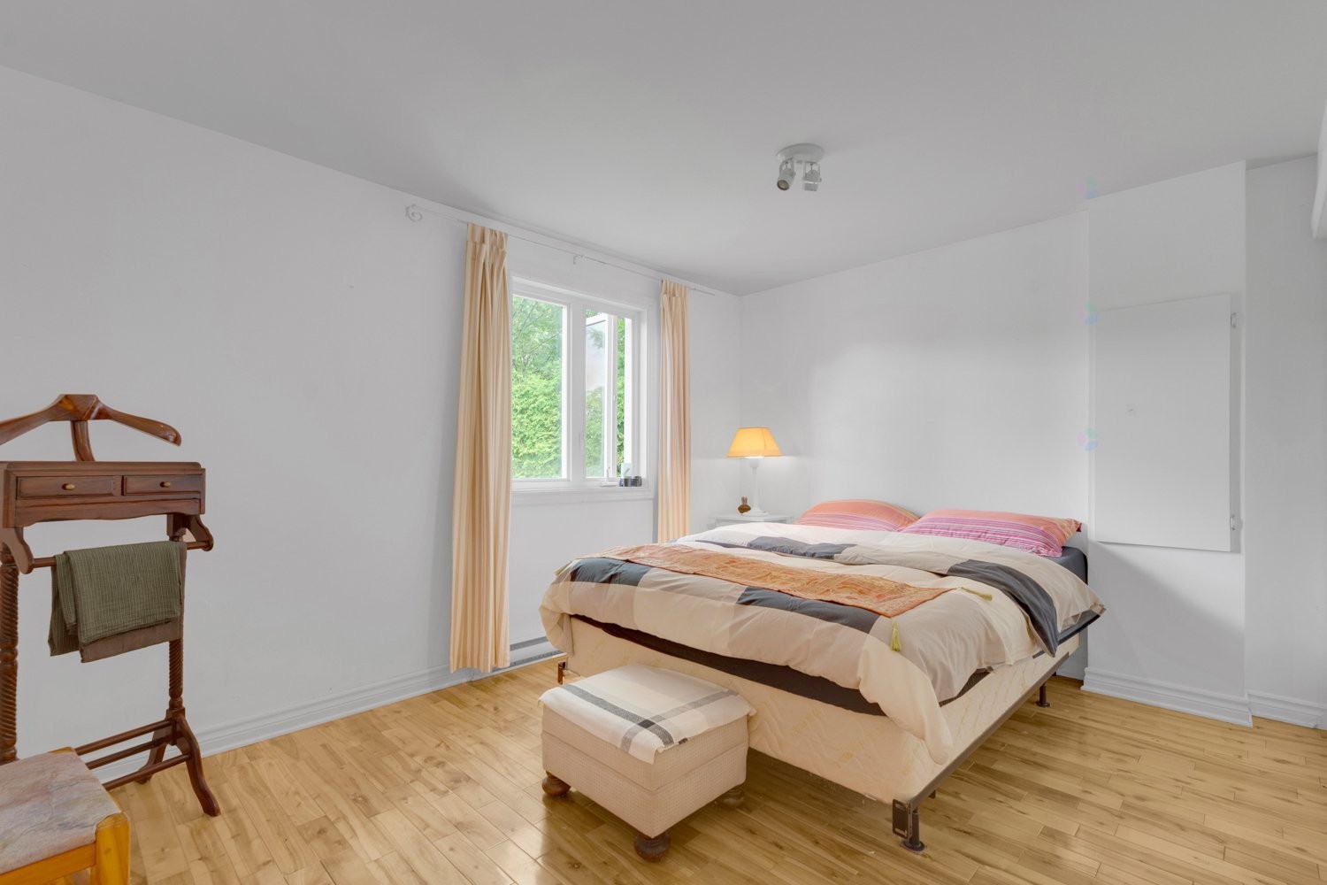 









1018


Ch. des Nations

,
Sainte-Anne-des-Lacs,




QC
J0R1B0

