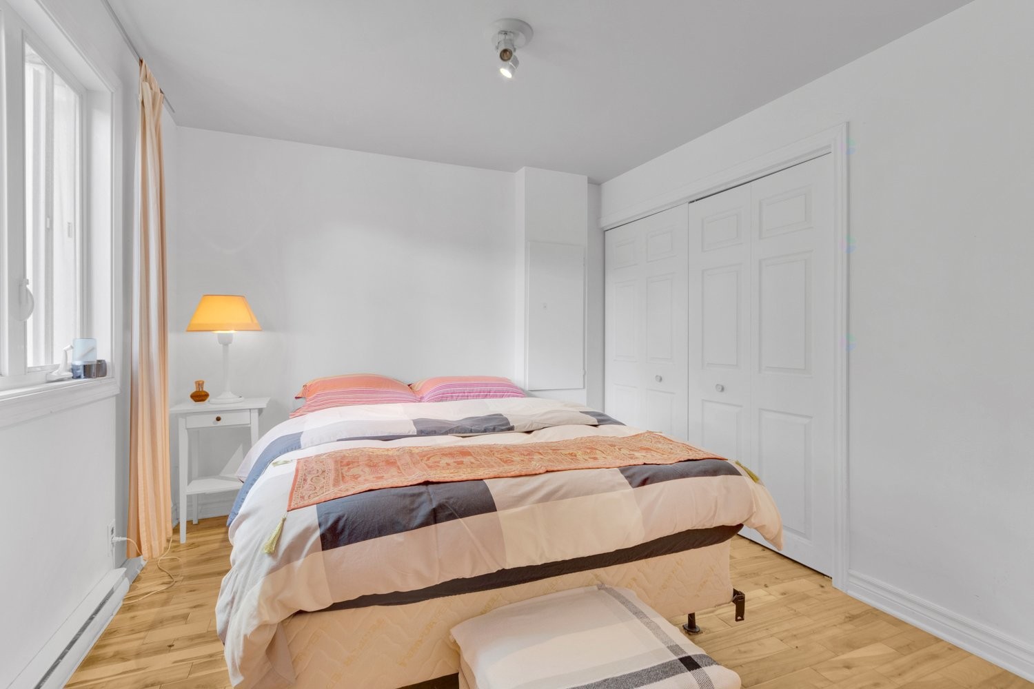 









1018


Ch. des Nations

,
Sainte-Anne-des-Lacs,




QC
J0R1B0

