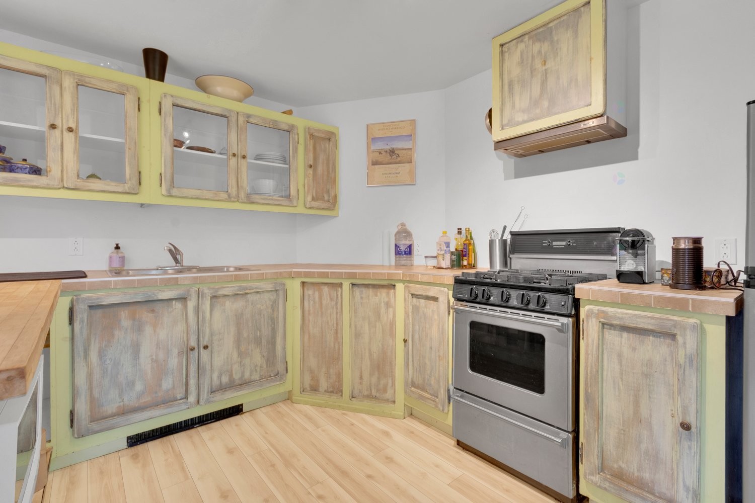 









1018


Ch. des Nations

,
Sainte-Anne-des-Lacs,




QC
J0R1B0

