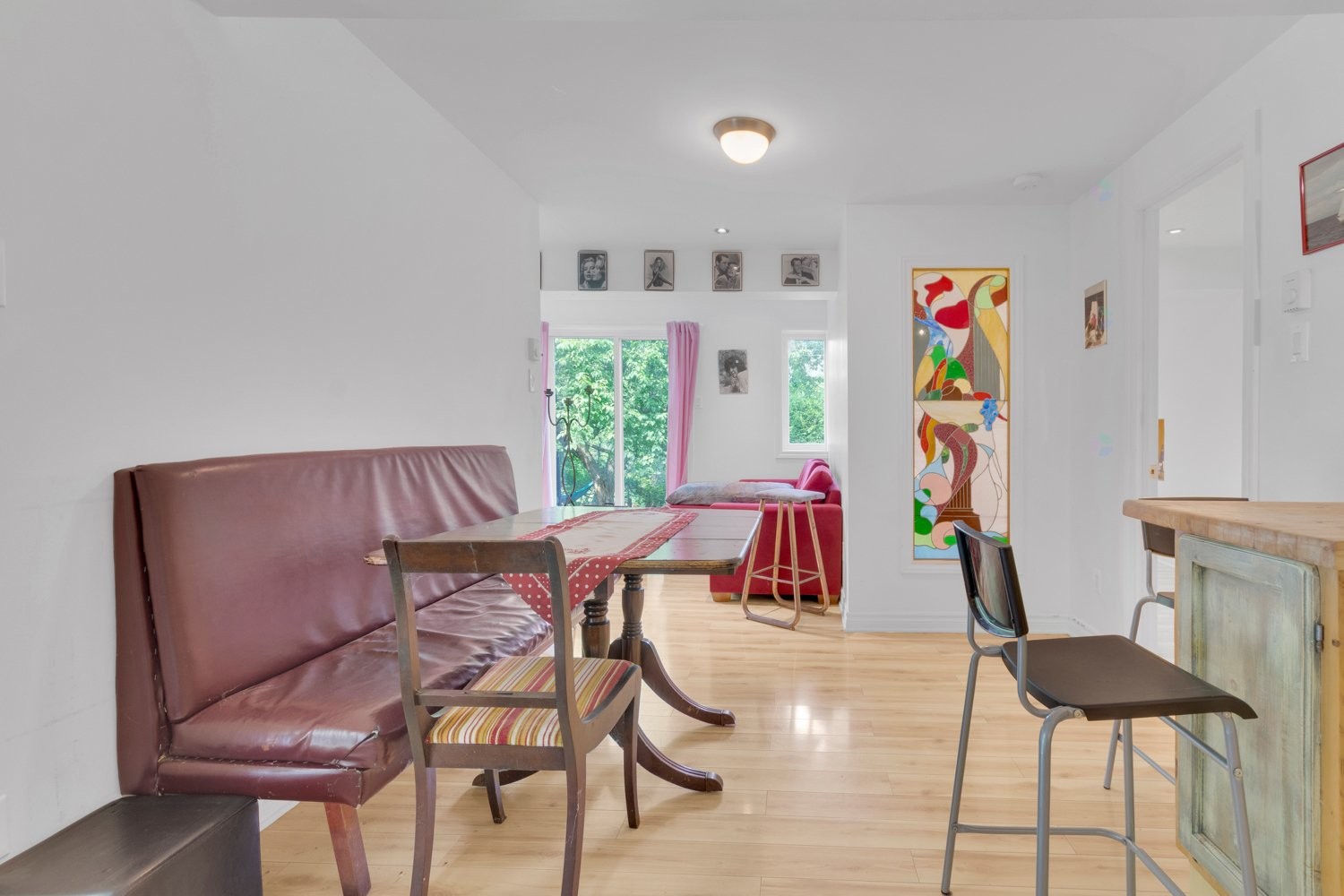 









1018


Ch. des Nations

,
Sainte-Anne-des-Lacs,




QC
J0R1B0

