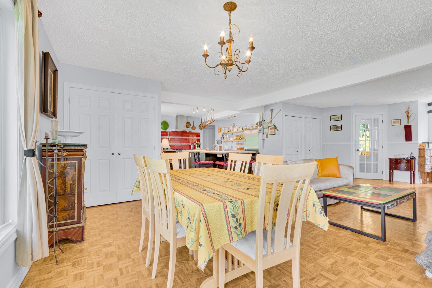 









1018


Ch. des Nations

,
Sainte-Anne-des-Lacs,




QC
J0R1B0

