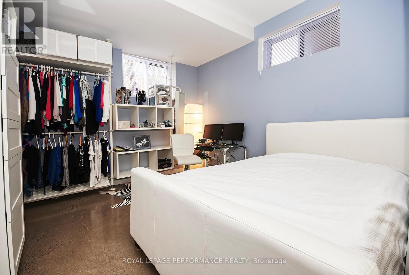 












UNIT B - 82 THIRD AVENUE

,
Ottawa,




Ontario
K1S2J8

