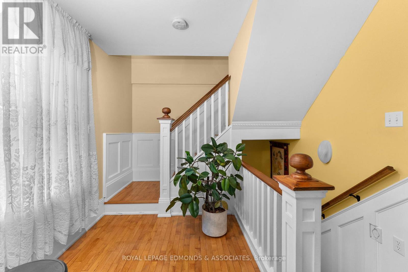 












146 MARY STREET

,
Pembroke,




Ontario
K8A5V6

