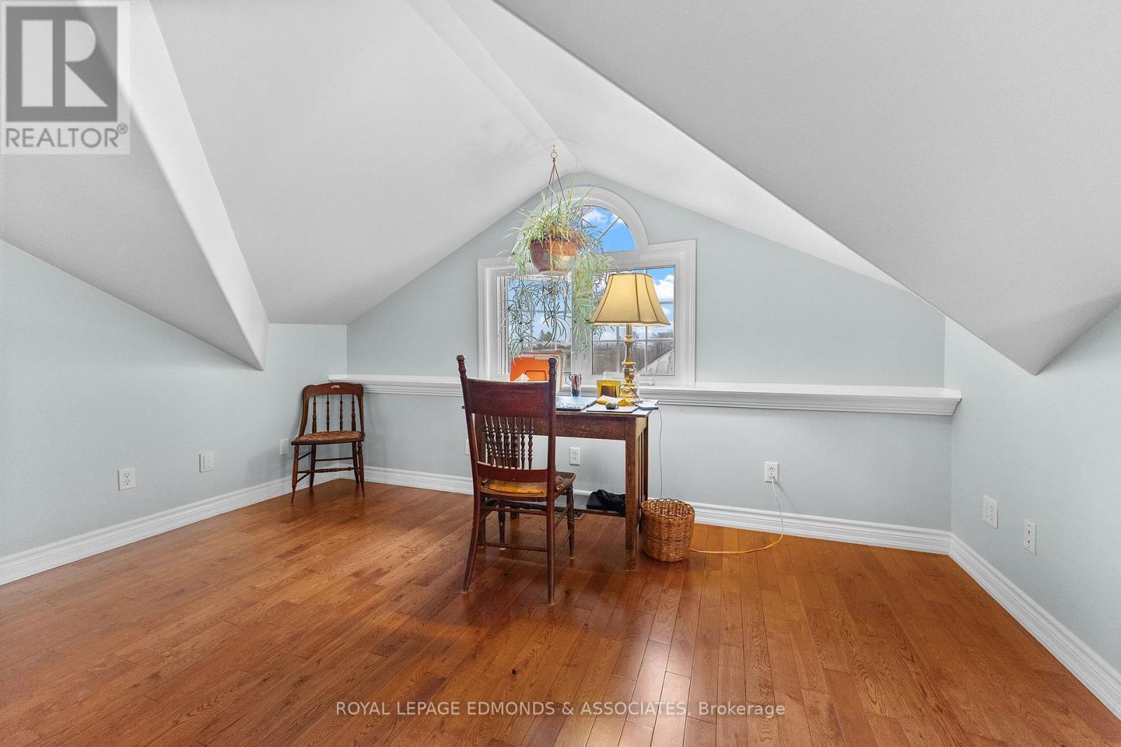












146 MARY STREET

,
Pembroke,




Ontario
K8A5V6

