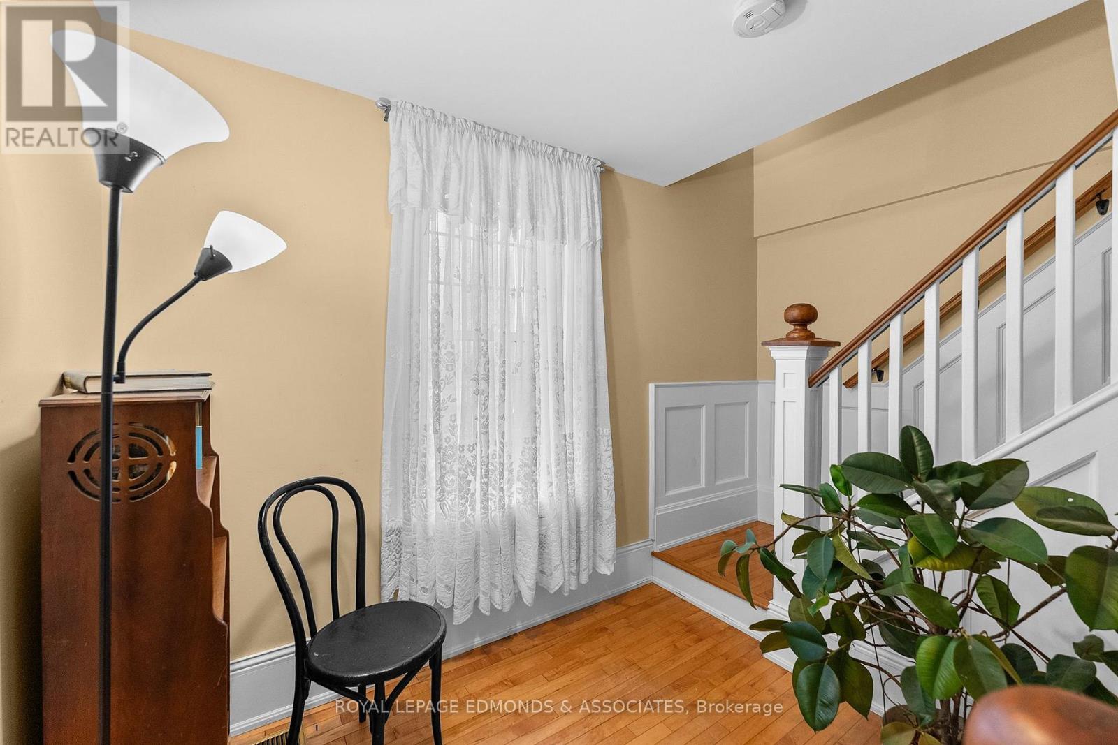 












146 MARY STREET

,
Pembroke,




Ontario
K8A5V6

