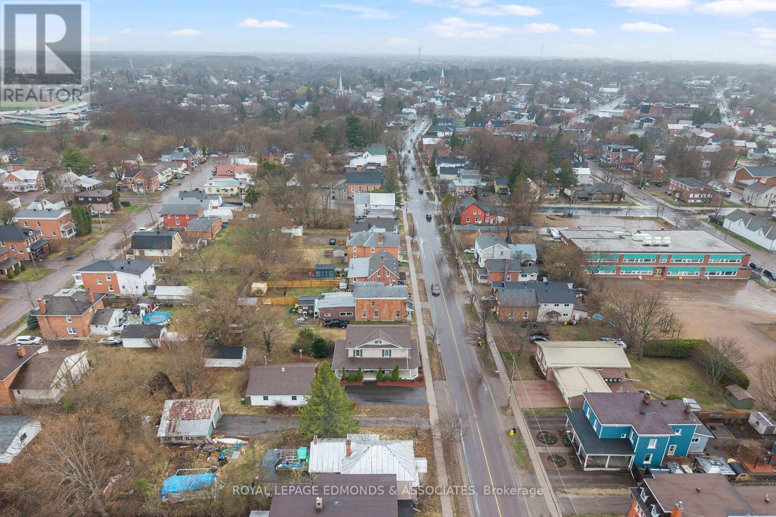 












146 MARY STREET

,
Pembroke,




Ontario
K8A5V6

