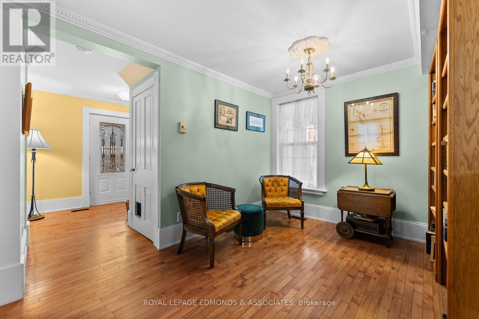 












146 MARY STREET

,
Pembroke,




Ontario
K8A5V6

