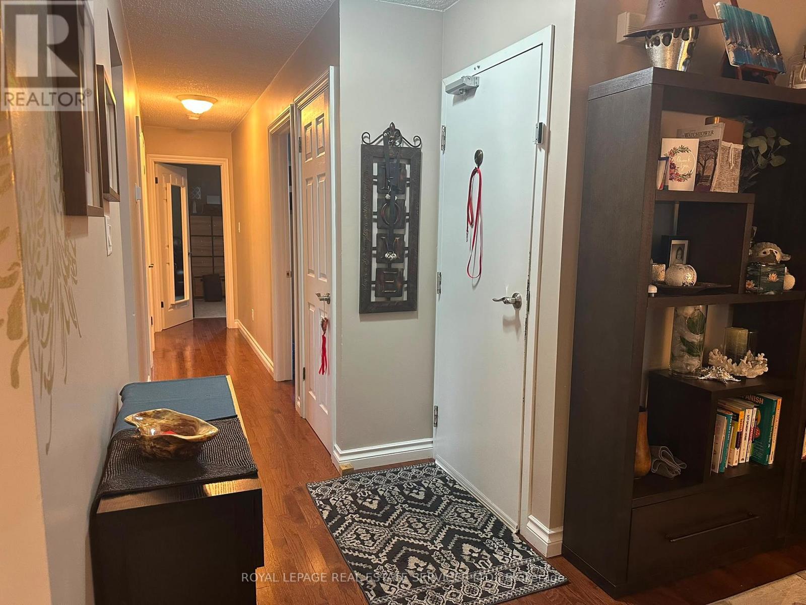 












UPPER - 172 QUEEN STREET

,
New Tecumseth,




Ontario
L9R1K2

