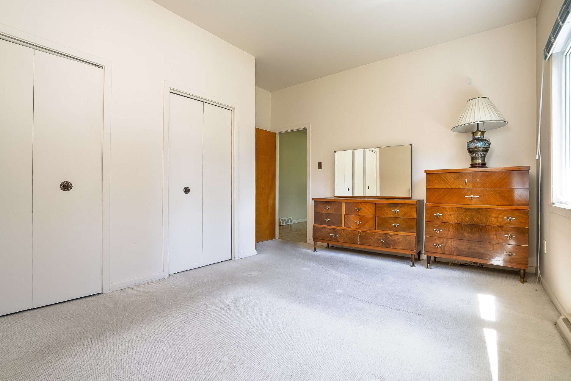 









61


Rue Pendale

,
Longueuil (Greenfield Park),




QC
J4V2V9

