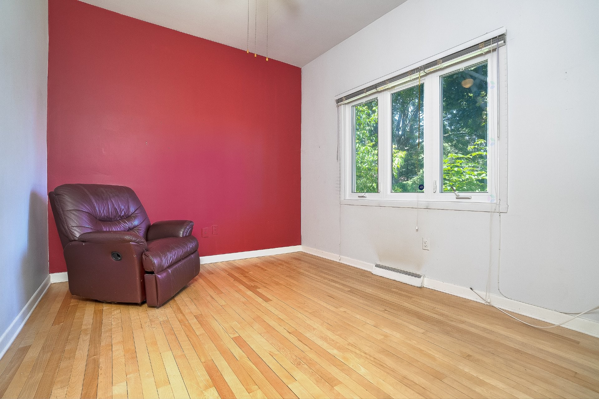 









61


Rue Pendale

,
Longueuil (Greenfield Park),




QC
J4V2V9

