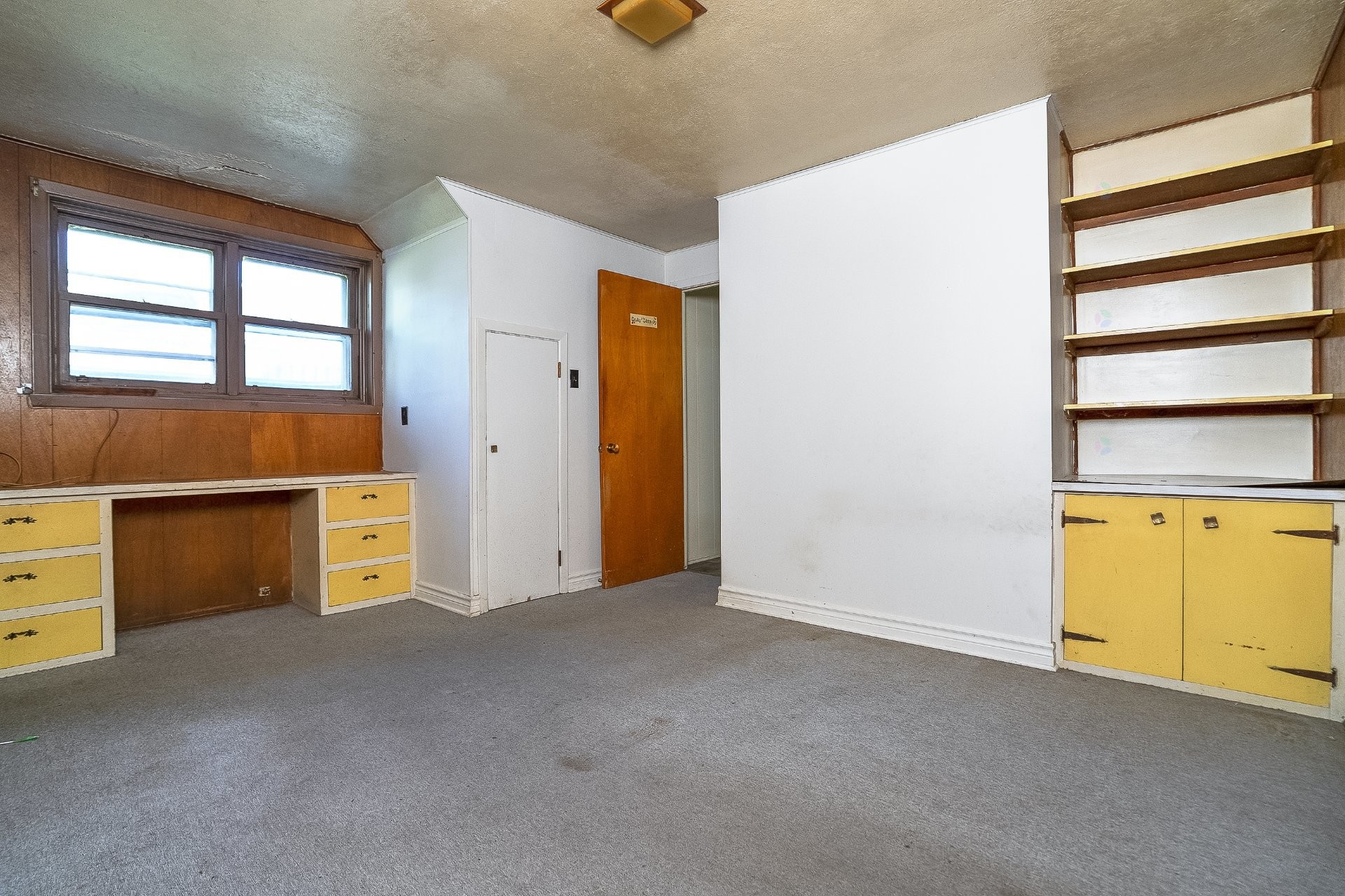 









61


Rue Pendale

,
Longueuil (Greenfield Park),




QC
J4V2V9

