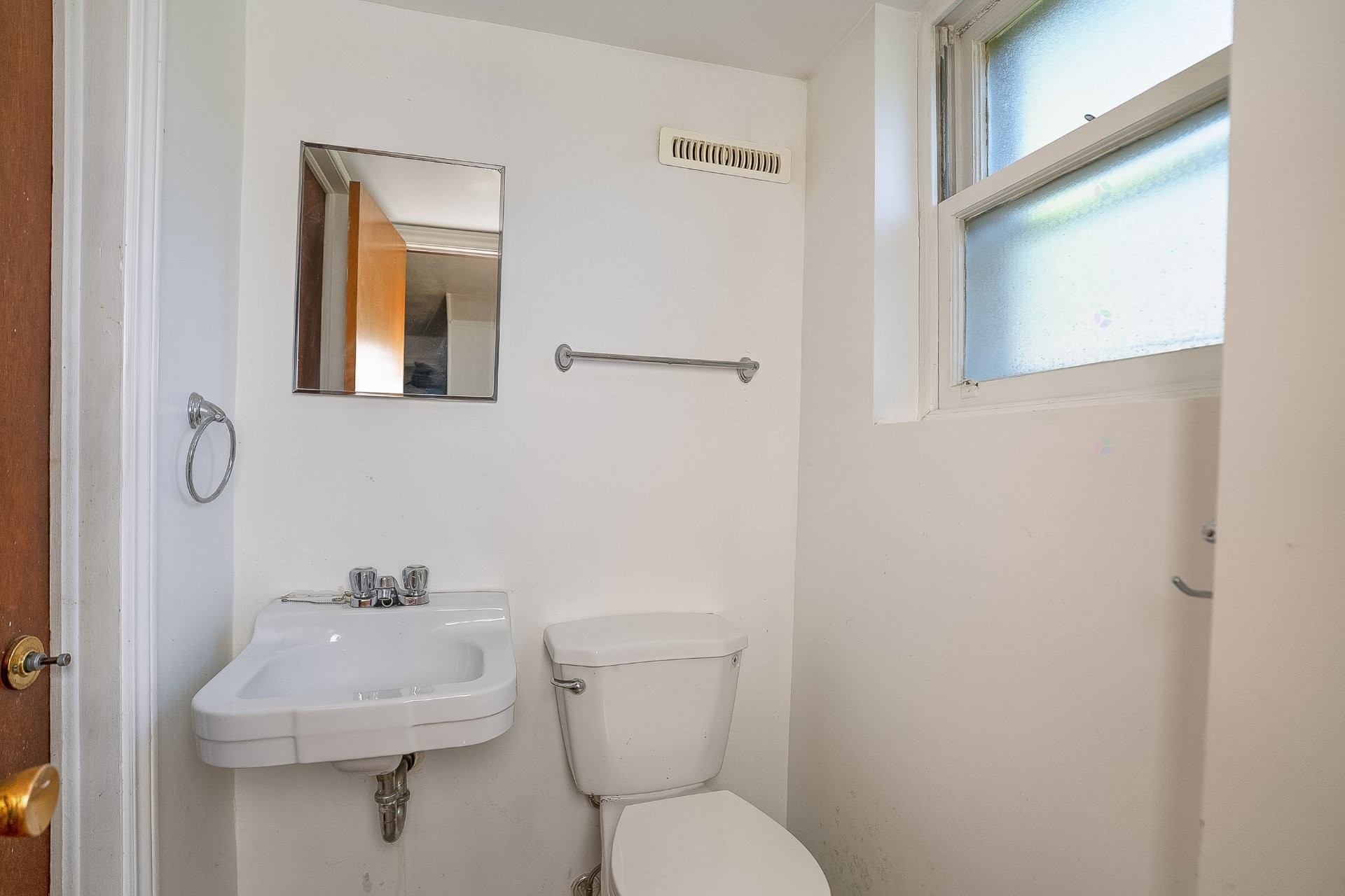 









61


Rue Pendale

,
Longueuil (Greenfield Park),




QC
J4V2V9

