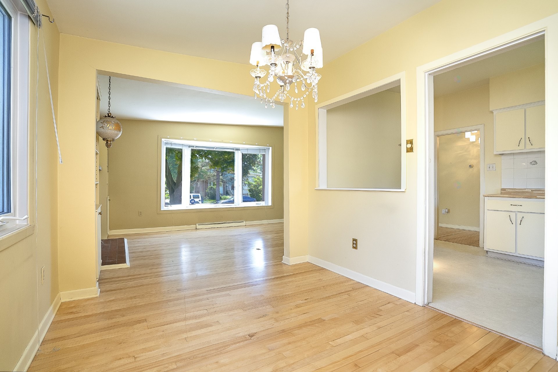 









61


Rue Pendale

,
Longueuil (Greenfield Park),




QC
J4V2V9

