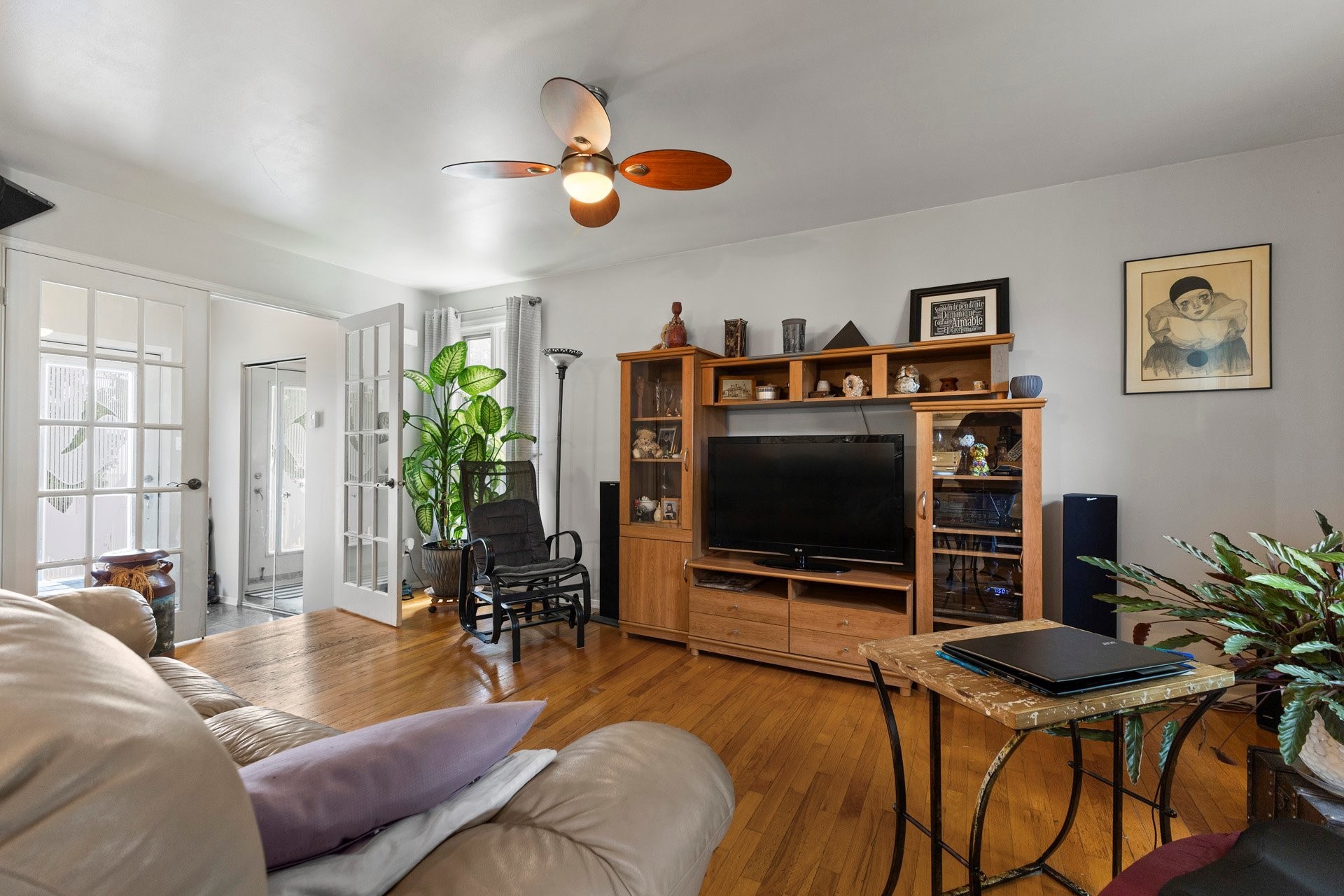 









296


12e Avenue

,
Saint-Zotique,




QC
J0P1Z0

