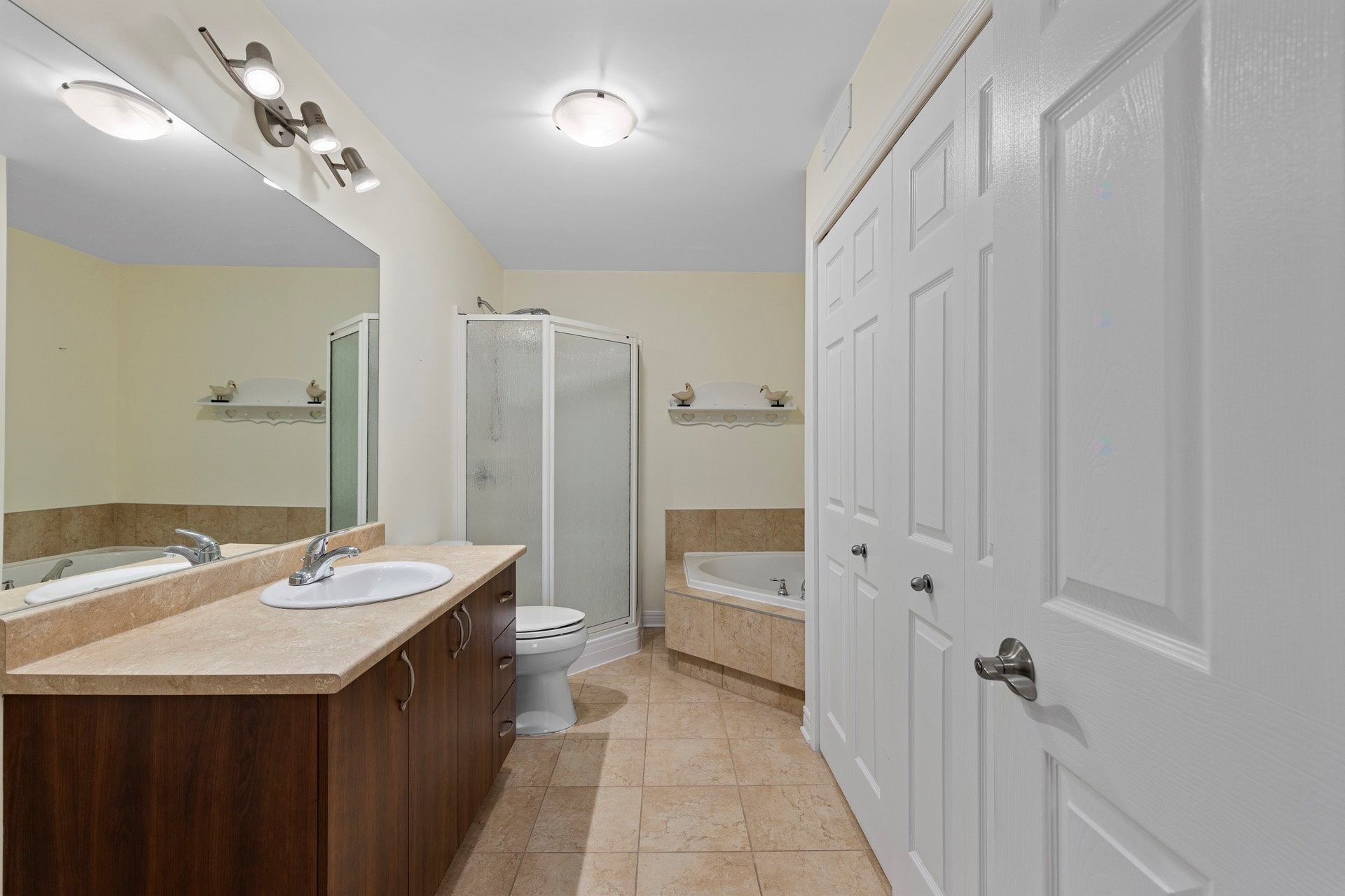 









49


Rue de la Seigneurie

, 2C,
Pincourt,




QC
J7W0M9

