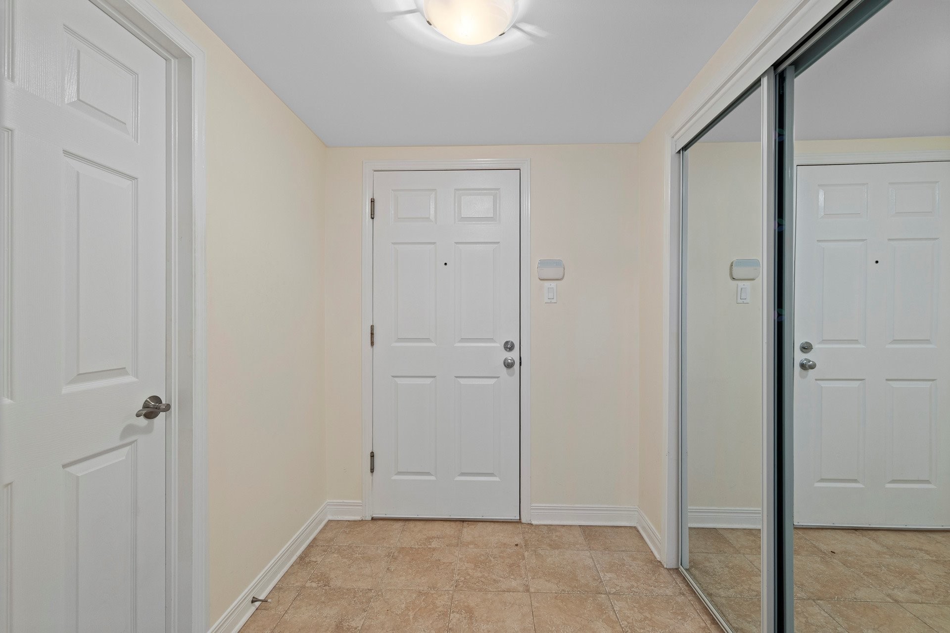 









49


Rue de la Seigneurie

, 2C,
Pincourt,




QC
J7W0M9

