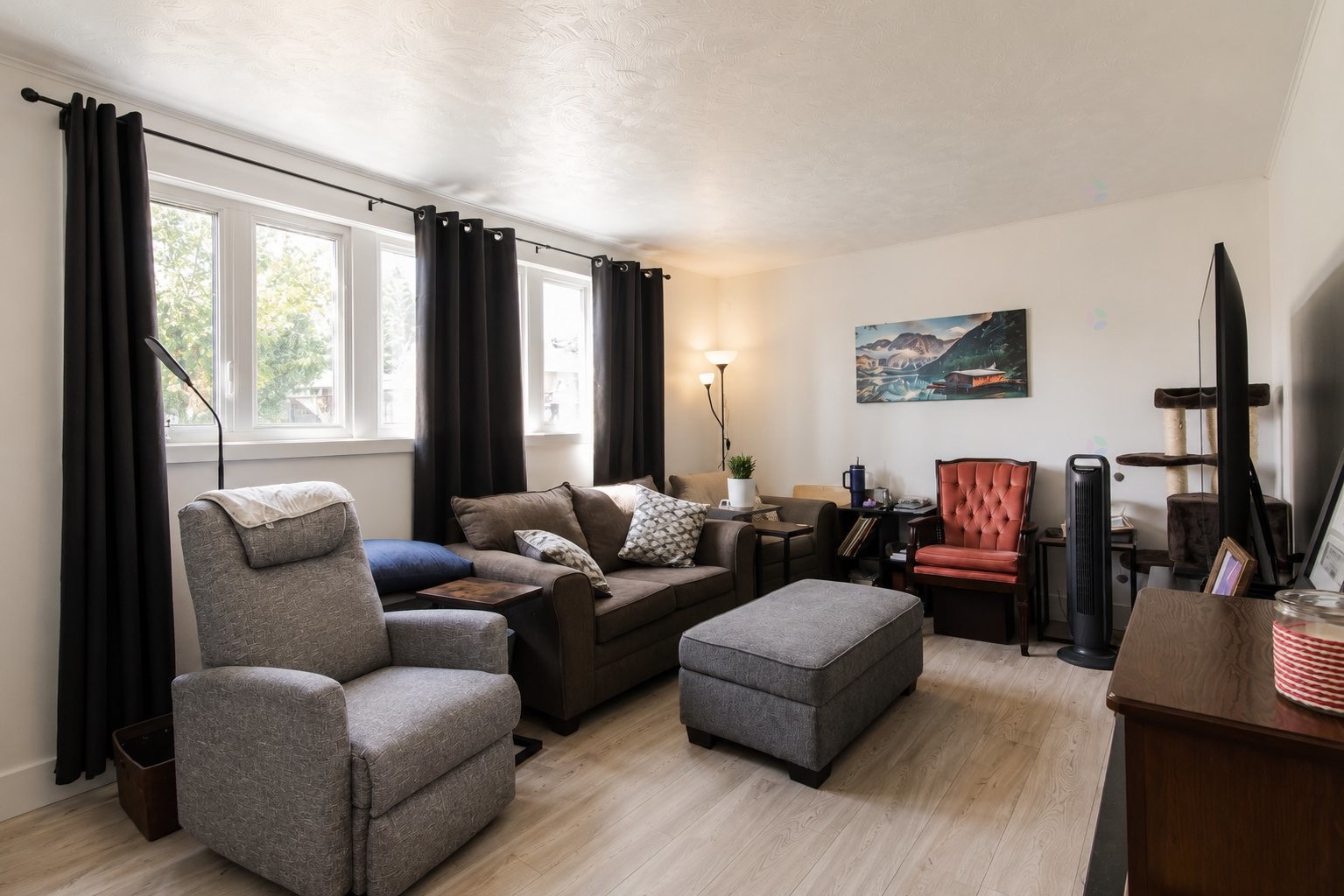 









3


Rue Aldège-Clément

,
Gatineau (Masson-Angers),




QC
J8M1E3


