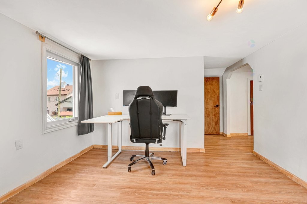 









48


Rue St-Josaphat

,
Gatineau (Gatineau),




QC
J8T3C9

