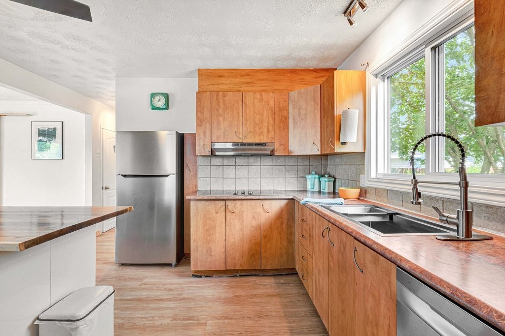 









48


Rue St-Josaphat

,
Gatineau (Gatineau),




QC
J8T3C9


