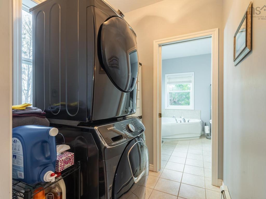












10 Sylvania Terrace

,
Hammonds Plains,




NS
B3Z 1J1

