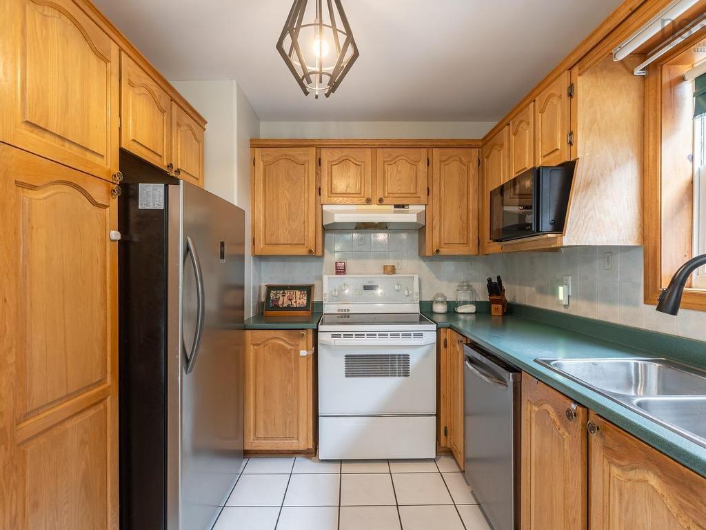 












10 Sylvania Terrace

,
Hammonds Plains,




NS
B3Z 1J1

