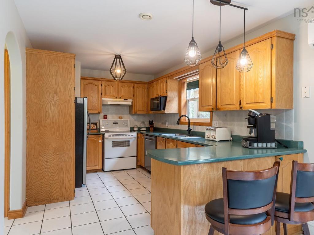 












10 Sylvania Terrace

,
Hammonds Plains,




NS
B3Z 1J1

