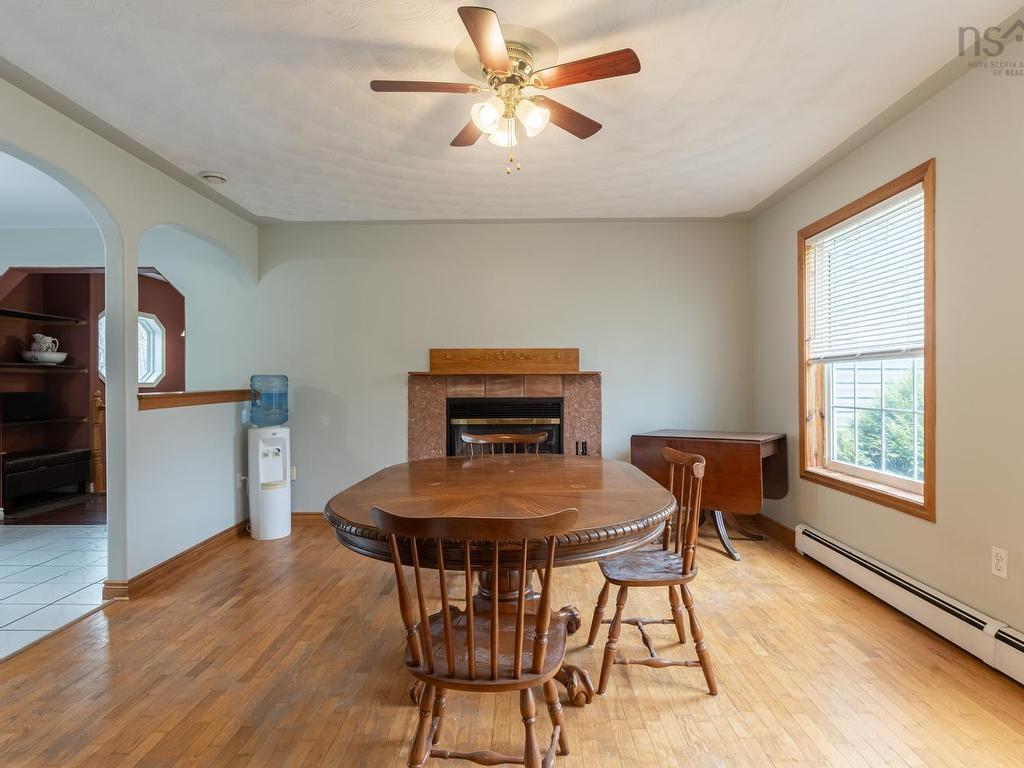 












10 Sylvania Terrace

,
Hammonds Plains,




NS
B3Z 1J1

