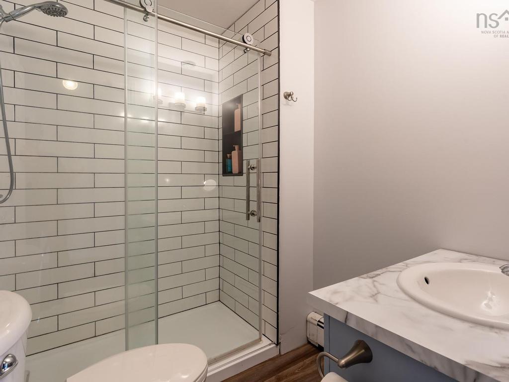 












10 Sylvania Terrace

,
Hammonds Plains,




NS
B3Z 1J1

