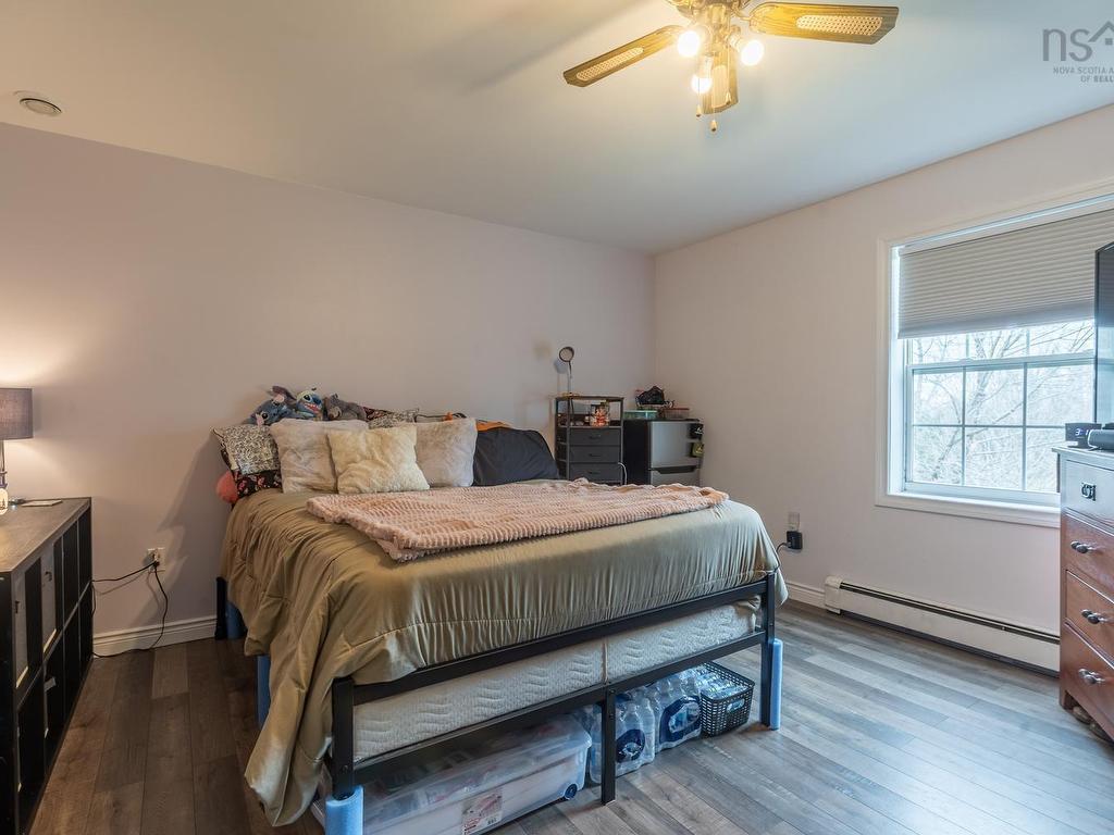












10 Sylvania Terrace

,
Hammonds Plains,




NS
B3Z 1J1

