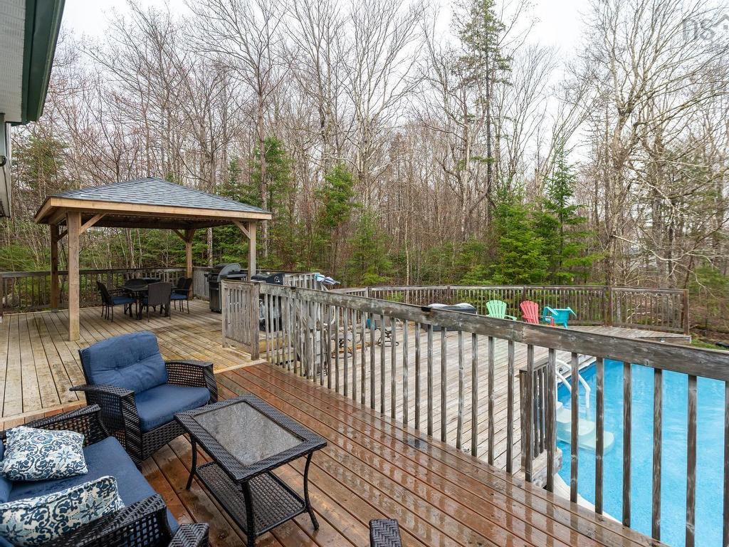 












10 Sylvania Terrace

,
Hammonds Plains,




NS
B3Z 1J1

